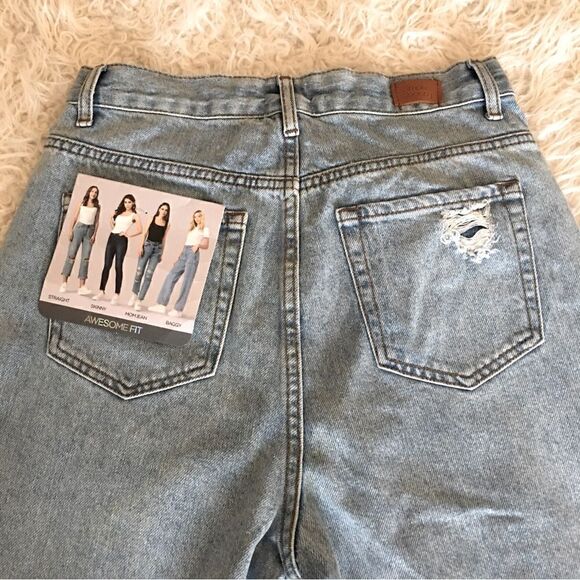SIMPLE SOCIETY BUTTON FLY HIGH WAIST JEANS - Picture 6 of 11